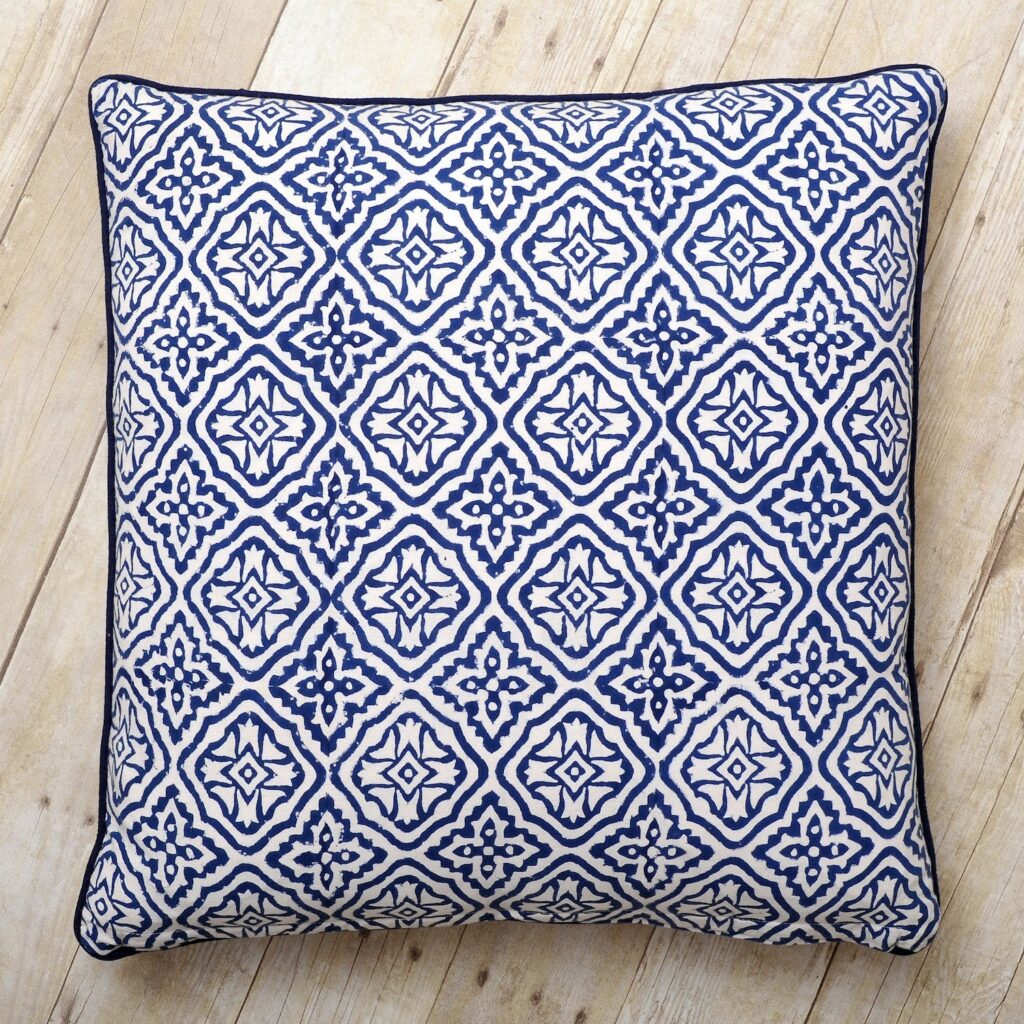 Relaxed Textured Cotton Home Cushion Cover